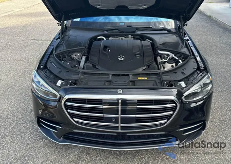 2021 Mercedes-Benz S 580 4Matic z USA, uszkodzony, nr VIN W1K6G7GB6MA058867